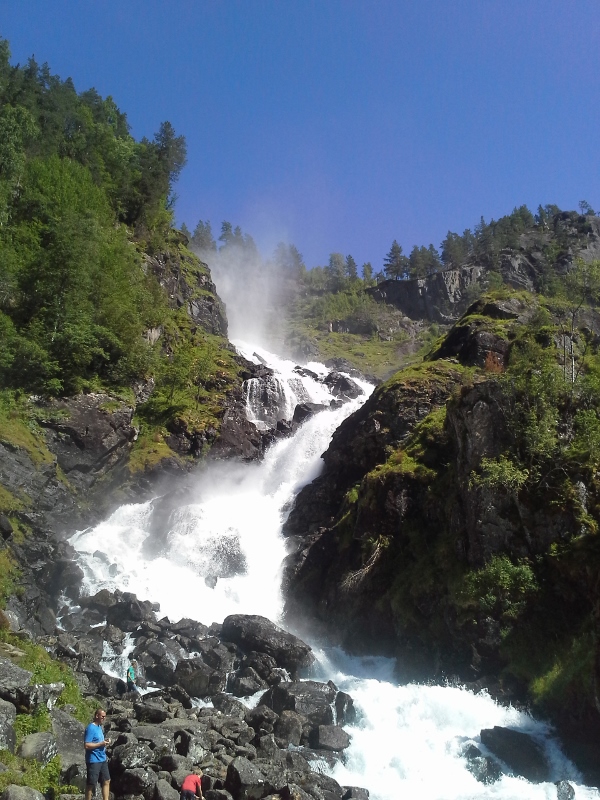 Låtefossen